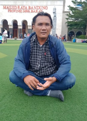 BORIEL ARIEL, 37, Indonesia, Djakarta