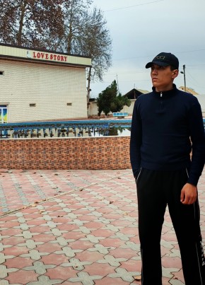 Orifjon Norbekov из Farghona 21 год