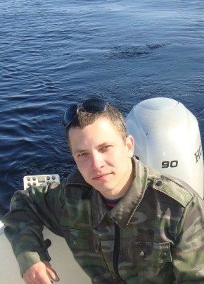 Илья, 37, Россия, Череповец