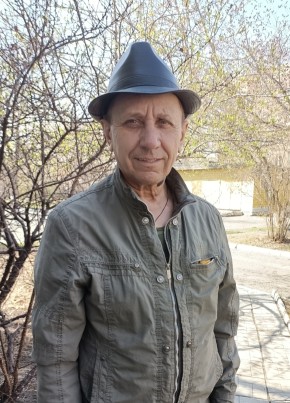 Владимир Василье из Саяногорска 65 лет