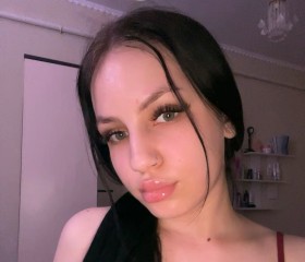 Mayya, 19, Naaldwijk