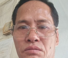 Nguyễn Viết Dung, 55, Ho Chi Minh City