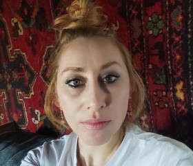 _______, 38, Xudat