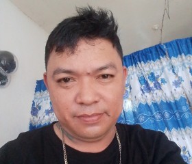 Gomez jhong, 34, Santa Rosa