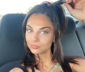 Alaina, 35, Chicago