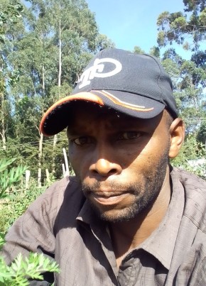 Charles maina, 42, Kenya, Nakuru