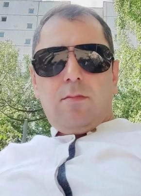 Hasan из Москвы 44 года