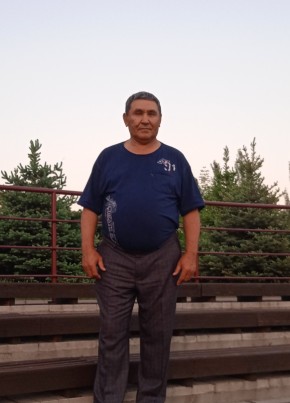 Юрик, 63, Россия, Североуральск