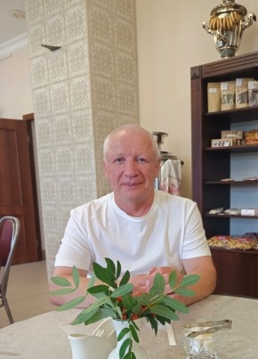 Юрий из Салехарда 57 лет