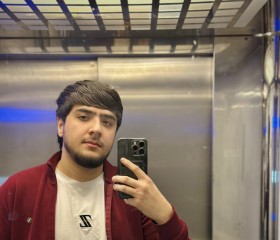 Fayzullo, 21, Moscow