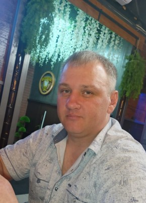 Yuriy, 42, Russia, Artem