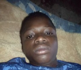 Adama, 22, Tengrela