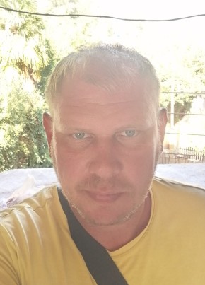 Andrey, 39, Russia, Sochi