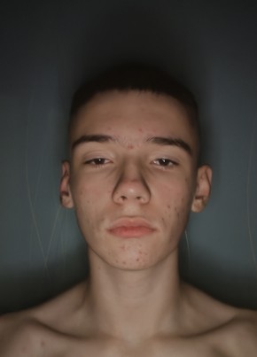 Иван из Новосибирска 19 лет