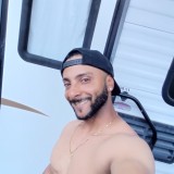 River, 33  , Malden