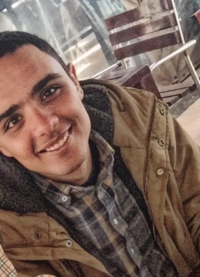 Mohamed, 30, Repubblica Italiana, Lecco