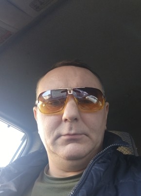 Алексей из Новосибирска 46 лет