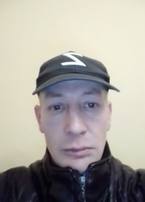 Павел, 40, Россия, Кормиловка