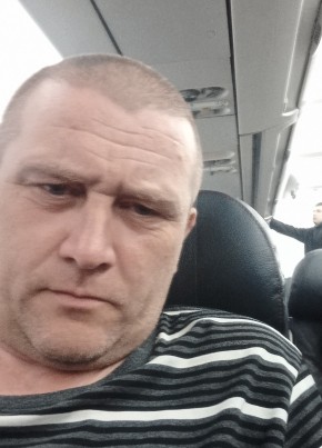 Паша из Тюмени 42 года