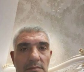 Elcan, 42, Baku