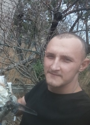 Сергей из Воронежа 25 лет