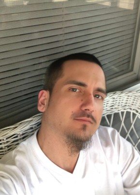 TommyHUNG, 34, United States of America, Swansea