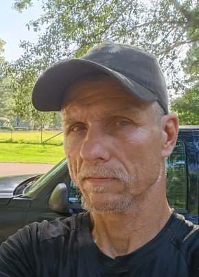 Kenneth Allen из Houston 56 лет