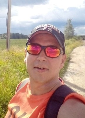 Sergey, 42, Russia, Saint Petersburg