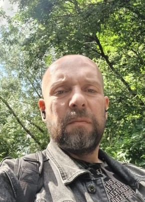 Антон из Москвы 43 года