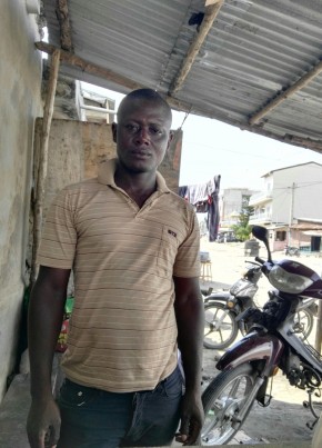 Dossou, 41, République du Bénin, Cotonou