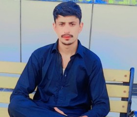 Raja Awais, 26, Abu Dhabi