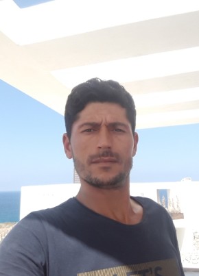 Murat, 41, Κυπριακή Δημοκρατία, Μόρφου