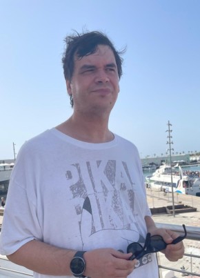 Alejandro cano из Torrevieja 43 года