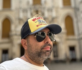 Ruslan, 37, New Britain
