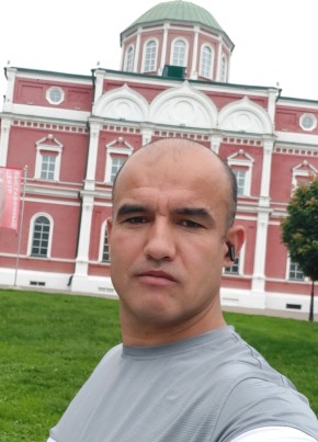Шухрат
