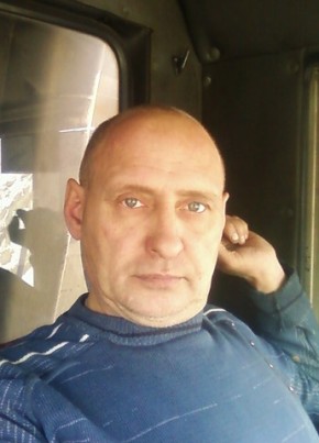 юрий, 58, Россия, Артем