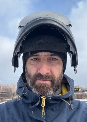 Михаил из Братска 42 года