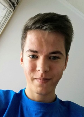 Андрей из Иркутска 23 года