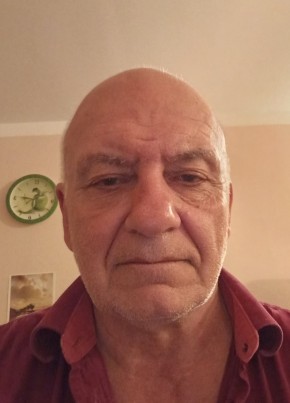 Михаил из Санкт-Петербурга 61 год