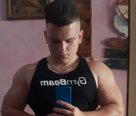 Misi, 19, Debrecen