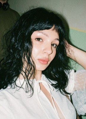 Elizabeth из Warszawa 24 года