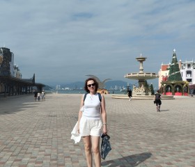 Marina, 48, Novosibirsk