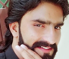 Awan, 26, Muzaffargarh