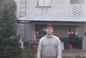 Andrey, 34 - Just Me