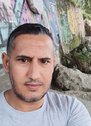 Tarek, 42, République Française, Grenoble