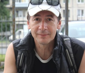 Mikhail, 66, Saint Petersburg