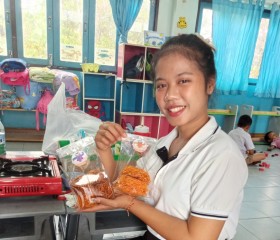 อา หวัง🐉💐, 19, Phibun Mangsahan