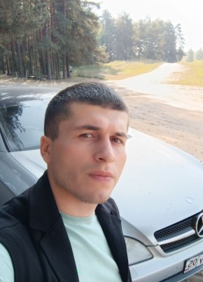 Ruslan, 27, Russia, Petergof