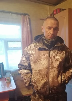 Толик, 42, Россия, Ухта