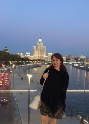 Елена, 55, Россия, Москва